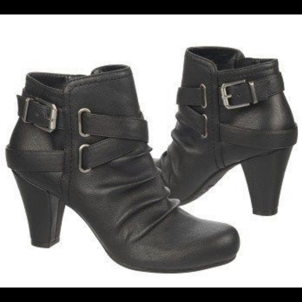 Fergalicious black booties, 9M